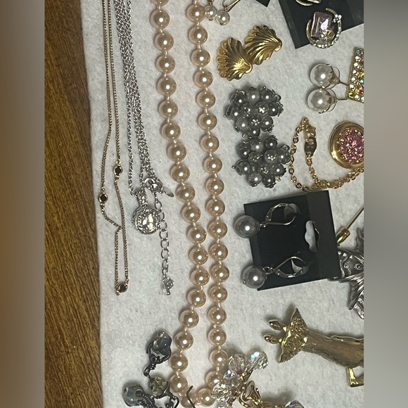 30 Piece Jewelry Lot - Picture 5 of 16